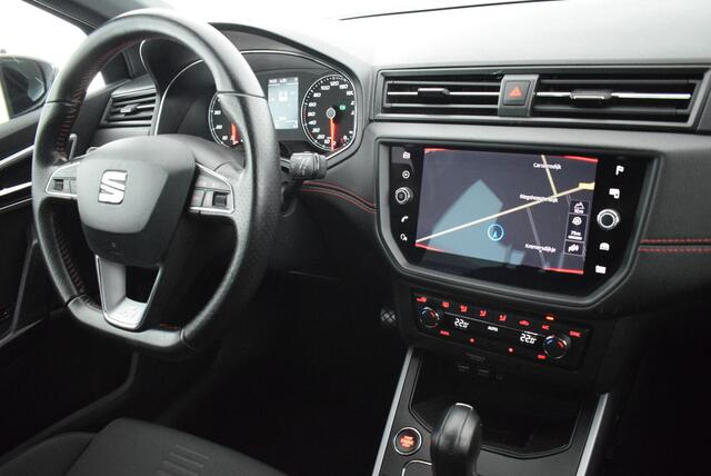 Seat Arona 1.0 TSI 116pk DSG FR Business Intense Trekhaak Camera Keyless Navigatie
