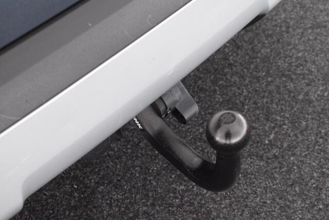 Seat Arona 1.0 TSI 116pk DSG FR Business Intense Trekhaak Camera Keyless Navigatie