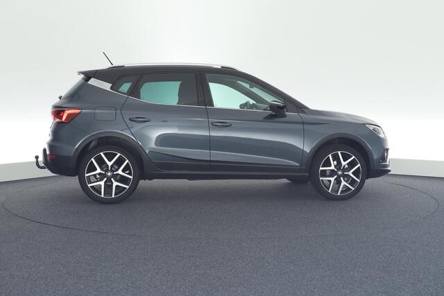 Seat Arona 1.0 TSI 116pk DSG FR Business Intense Trekhaak Camera Keyless Navigatie