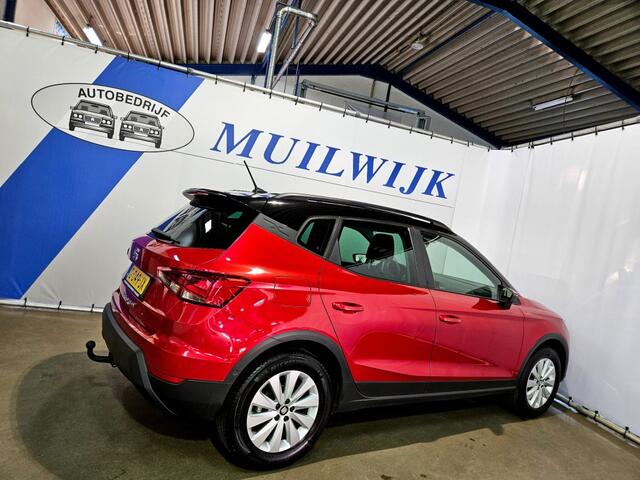 Seat Arona 1.0 TSI Style Business Intense / Trekhaak / NL Auto
