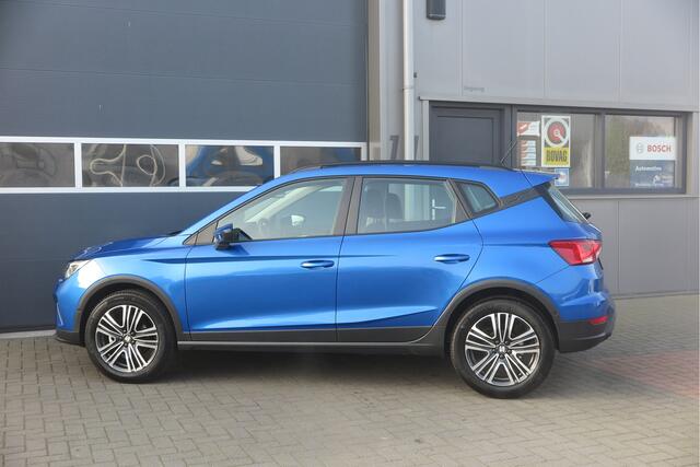 Seat Arona 1.0 TSI 110pk DSG COPA , LED Koplampen, Camera ,Parkeersensoren , Cruise-control, Navigatie via Carplay, Virtual cockpit, etc. Fabrieksgarantie t/m 25-01-2026