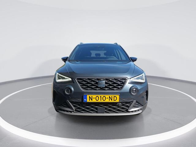 Seat Arona 1.0 TSI FR 115PK l Trekhaak l Achteruitrijcamera l Driving Profiles l Park Assist l Full Led Koplampen