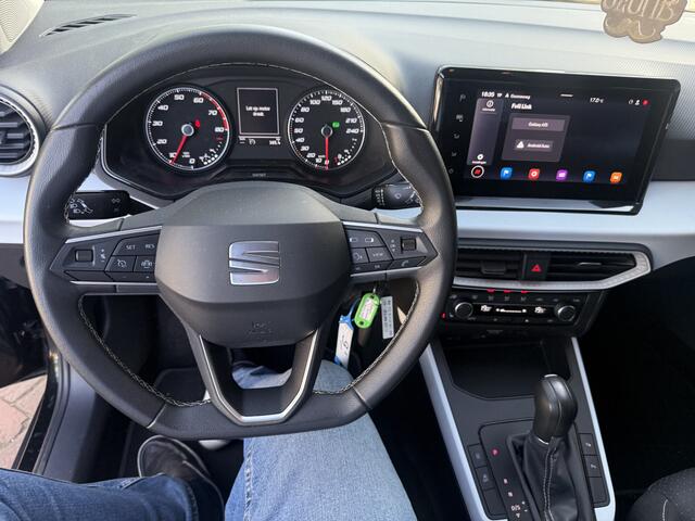 Seat Arona 1.0 TSI Style 2023 km 17.000 Nap Connect|Carplay|Automaat|Nav|Camera|Stoelverwarming|1e Eigenaar 111PK