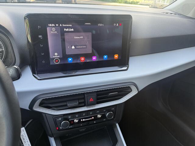 Seat Arona 1.0 TSI Style 2023 km 17.000 Nap Connect|Carplay|Automaat|Nav|Camera|Stoelverwarming|1e Eigenaar 111PK