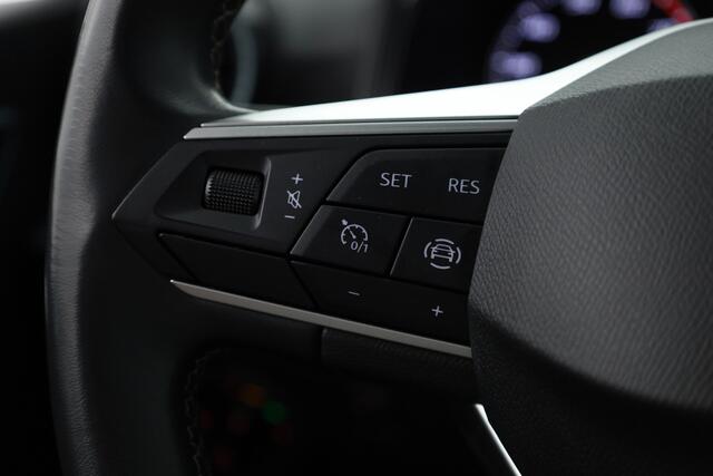 Seat Arona 1.0 TSI Xperience | Navi by App | Stoelverw. | Keyless | PDC A | Clima | LED