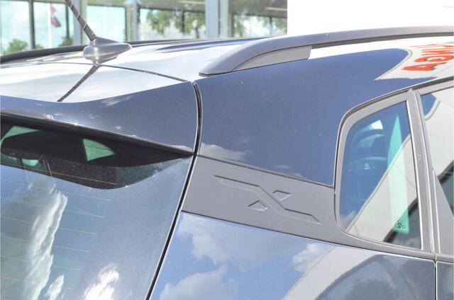 Seat Arona 1.0 TSI Comfortstoelen Achteruitrij camera Dodehoek-assistent Apple Carplay/Android Auto