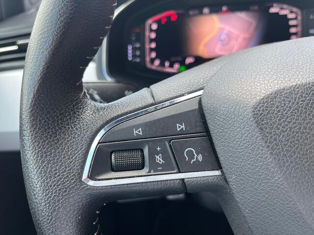Seat Arona 1.0 TSI Xcellence Business Intense DSG Automaat / Stoelverwarm. / Camera / Keyless / Virtual Cockpit / Blind spot /