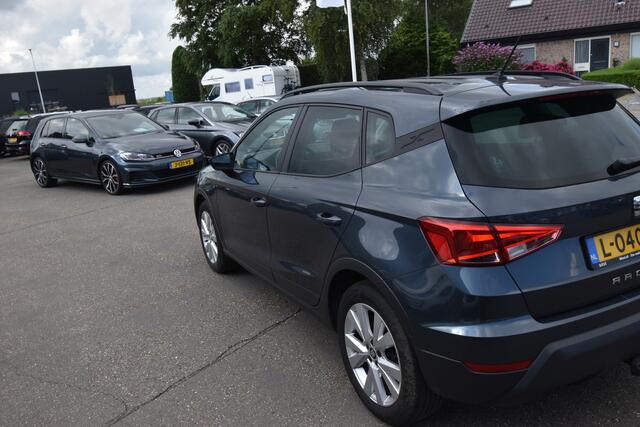 Seat Arona 1.0 TSI Style Business Intense , TREKHAAK , CLIMATR , A UITRIJ CAM , PDC V+A , NAVI ,