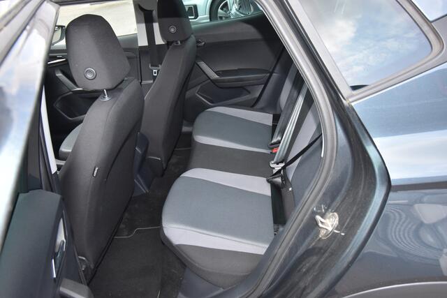 Seat Arona 1.0 TSI Style Business Intense , TREKHAAK , CLIMATR , A UITRIJ CAM , PDC V+A , NAVI ,