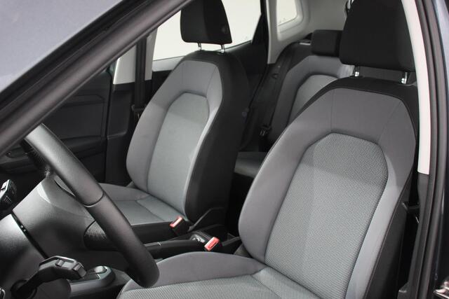 Seat Arona 1.0 TSI Style | Cruise Control | Airco | Parkeersensoren Achter | Stoelverwarming | lichtmetalen Velgen |