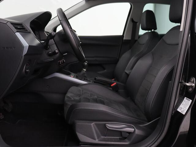 Seat Arona 1.0 TSI Style Business Intense Plus | Stoelverwarming | Trekhaak | Virtual Cockpit | Adaptive cruise | Carplay | Alcantara | Full LED | Keyless | Navigatie