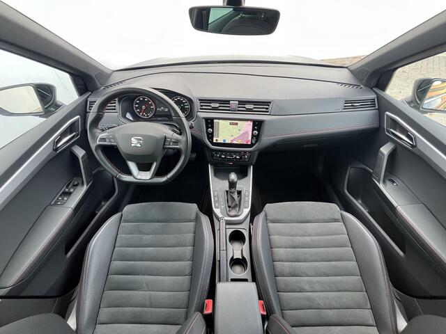 Seat Arona 1.0 TSI FR Business Intense Plus Automaat / Trekhaak (Trekgewicht 1.100kg) / Achteruitrijcamera / Apple Carplay & Android Auto / Navigatie full map / Verwarmde Voorstoelen / Alcantara Stoelen / Cruise- en Climate Control / DAB Radio