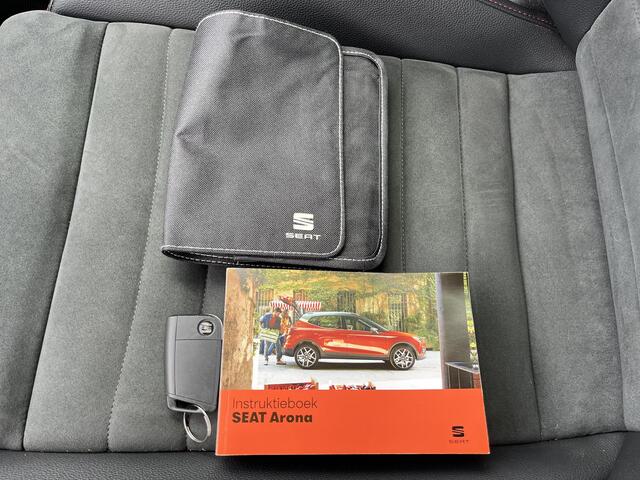 Seat Arona 1.0 TSI FR Business Intense Plus Automaat / Trekhaak (Trekgewicht 1.100kg) / Achteruitrijcamera / Apple Carplay & Android Auto / Navigatie full map / Verwarmde Voorstoelen / Alcantara Stoelen / Cruise- en Climate Control / DAB Radio
