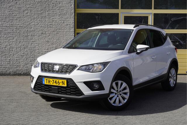 Seat Arona 1.0 TSI Style Business Intense BJ2018 Lmv 16" | Led | Pdc | Navi | Keyless entry | Achteruitrijcamera | App-Connect | Climate control | Cruise control | Extra getint glas