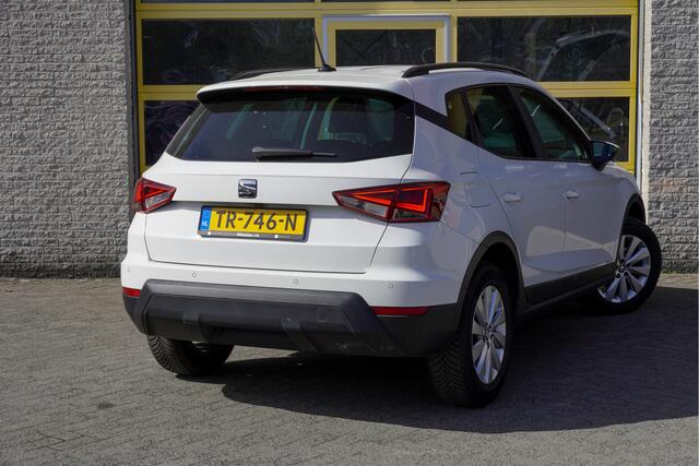 Seat Arona 1.0 TSI Style Business Intense BJ2018 Lmv 16" | Led | Pdc | Navi | Keyless entry | Achteruitrijcamera | App-Connect | Climate control | Cruise control | Extra getint glas