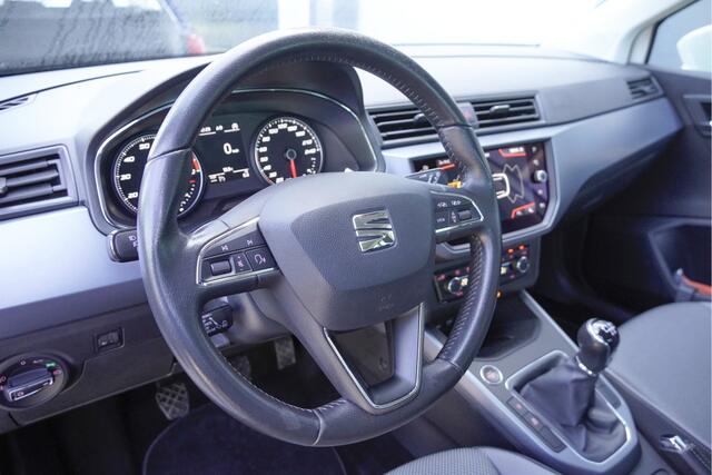 Seat Arona 1.0 TSI Style Business Intense BJ2018 Lmv 16" | Led | Pdc | Navi | Keyless entry | Achteruitrijcamera | App-Connect | Climate control | Cruise control | Extra getint glas