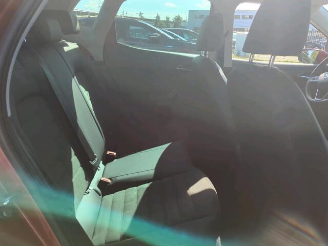 Seat Arona 1.0 TSI 95PK Style Business Intense Plus / LED / Achteruitrijcamera / Stoelverwarming / Digitale Cockpit / App-Connect