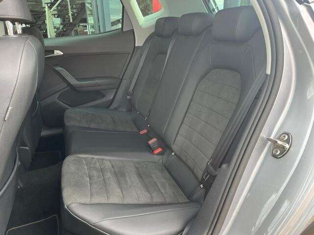 Seat Arona 1.0 TSI Style Business Intense / Keyless / Camera / Navi /