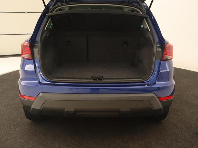 Seat Arona 1.0 TSI Style Business Intense Plus | Carplay | Camera | Adaptive cruise | Climate control | Stoelverwarming | Navigatie | Full LED | Virtual Cockpit | Getint glas