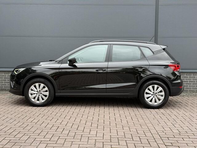 Seat Arona 1.0 TSI Style Business Intense Plus / Trekhaak / Digital Cockpit / Achteruitrij Camera / Stoel Verwarming /