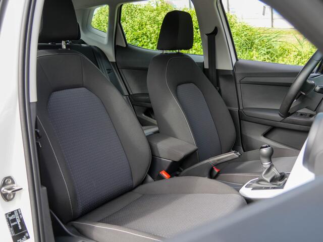 Seat Arona 1.0 TSI Style Business Intense | CAMERA | NAVIGATIE |