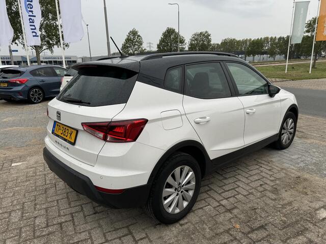 Seat Arona 1.0 TSI Style Business Intense 115pk |Apple Carplay/ Android auto | Achteruitrijcamera