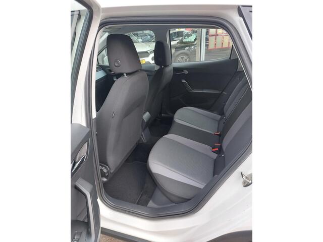 Seat Arona 1.0 TSI Style DAB Navi Apple