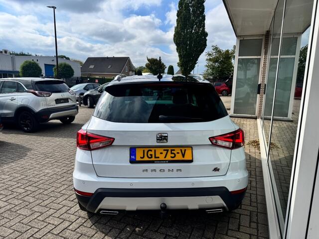 Seat Arona 1.0 TSI FR -TREKHAAK AFNEEMBAAR/ ALL IN PRIJS