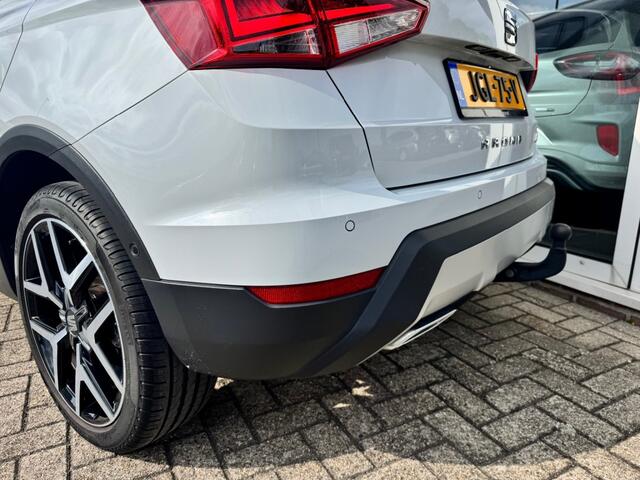 Seat Arona 1.0 TSI FR -TREKHAAK AFNEEMBAAR/ ALL IN PRIJS