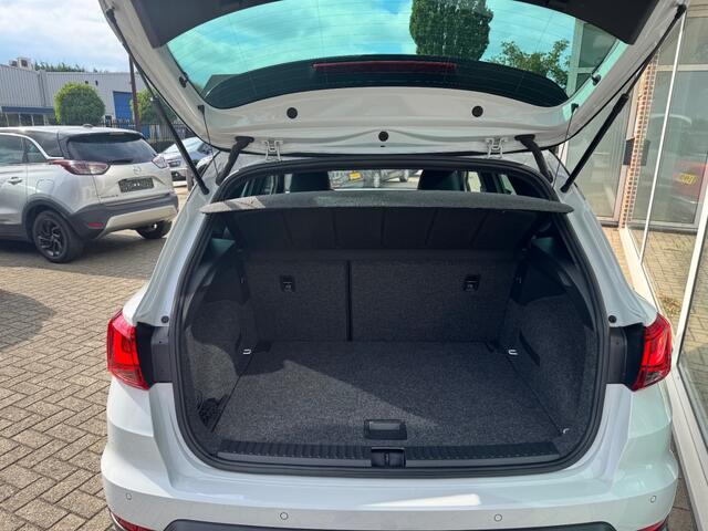 Seat Arona 1.0 TSI FR -TREKHAAK AFNEEMBAAR/ ALL IN PRIJS