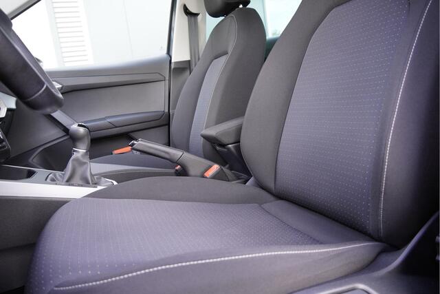 Seat Arona 1.0 TSI Style Business Intense BJ2021 Lmv 16" | Led | Pdc | Navi | Keyless entry | App-Connect | Virtual cockpit | Climate control | Cruise control | Verwarmde voorstoelen | Extra getint glas | Nw-model!
