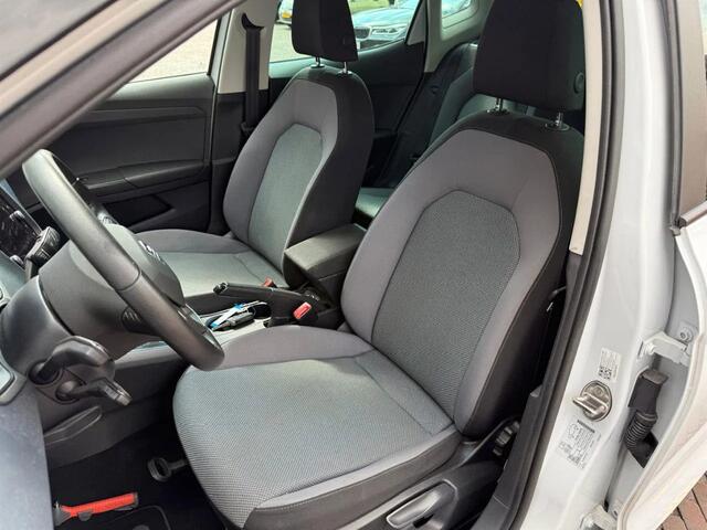 Seat Arona 1.0 TSI Style Business Intense Carplay Dealeronderhouden Cruise Clima Navi Camera