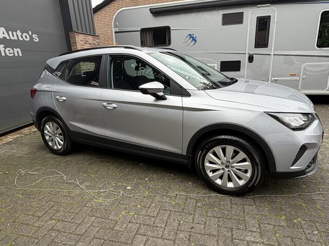Seat Arona 1.0 EcoTSI Style AUTOMAAT !! cruise contr sprtvelgen pdc apple carplay . andriod 116 pk . Led verlichting .Stoelverwarming .