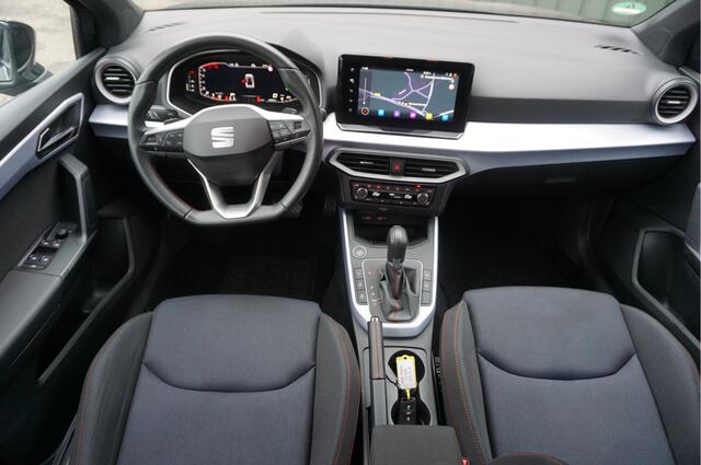 Seat Arona 1.0 EcoTSI FR 116pk Automaat Business + Camera/ Keyless/ Carplay/ LED/ Stoelverwarming/ Nieuwstaat!