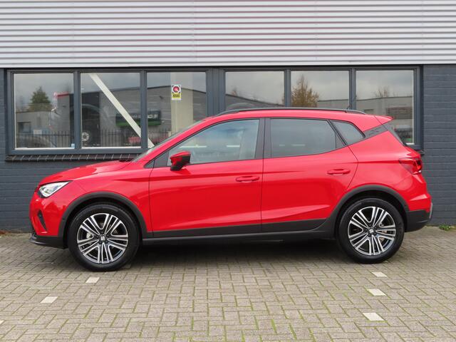 Seat Arona 1.0 EcoTSI Style Business Connect | full led | camera | parkeersensoren voor + achter |