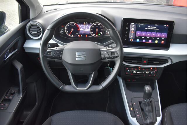 Seat Arona 1.0 TSI DSG Style Business Intense Virtual cockpit, Trekhaak, Cruise, Carplay, Stoelverwarming, PDC