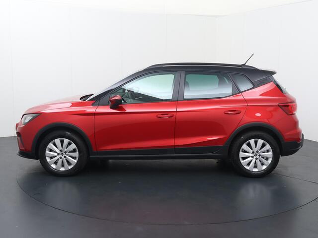 Seat Arona 1.0 TSI Style Business Connect | 95 PK | LED verlichting | Cruise control | Apple Carplay/Android Auto |