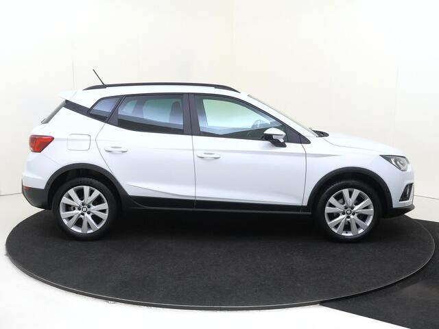 Seat Arona 1.0 TSI Style Business Intense | Trekhaak | Parkeerassistent | Keyless | Virtual cockpit | Achteruitrijcamera | Navigatie | Adaptieve cruise control |