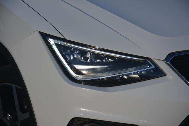 Seat Arona 1.0 FR Business Intense | Navigatie | Camera | Keyless | Carplay | Full LED | ACC | Stoelverwarming |