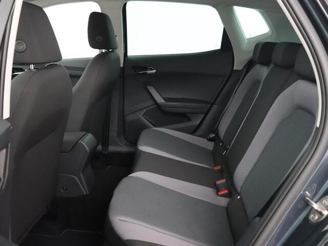 Seat Arona 1.0 TSI Style | Carplay | Navigatie | Parkeerhulp | Climate control | Cruise control | Bluetooth