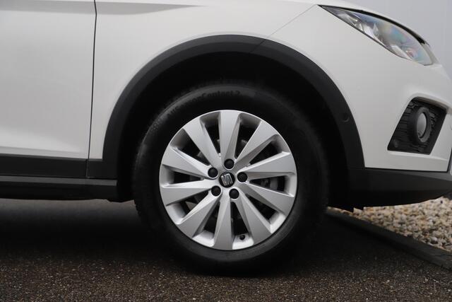 Seat Arona 1.0 TSI Style Business Intense 95PK Keyless Adaptive Cruise Navigatie Achteruitrijcamera Carplay Android Climate Control 16 inch LMV