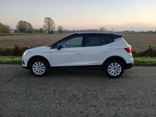 Seat Arona 1.0 TSI Xcellence + LED + Navi + Winterpakk. + Trekhaak etc. etc.