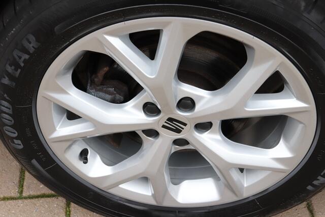 Seat Arona 1.0 TSI FR Business Intense Automaat. Navigatie, Uniek! lage km stand!.