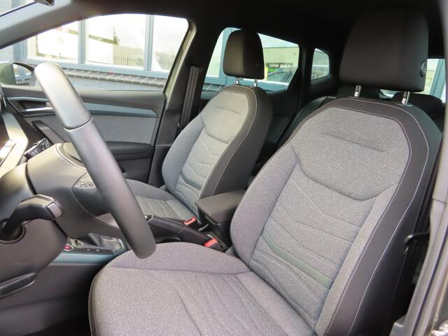 Seat Arona 1.0 EcoTSI Xperience Business Connect | groot navi | camera | adaptive cruise