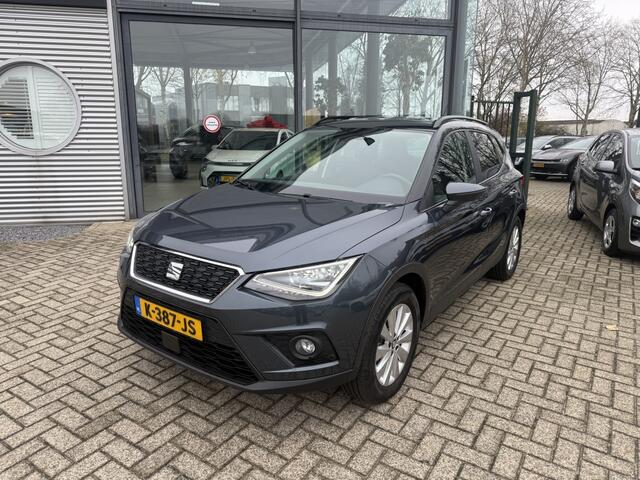 Seat Arona 1.0 TSI 110PK STYLE BUSINESS INTENSE PLUS + TREKHAAK - LAGE KM S