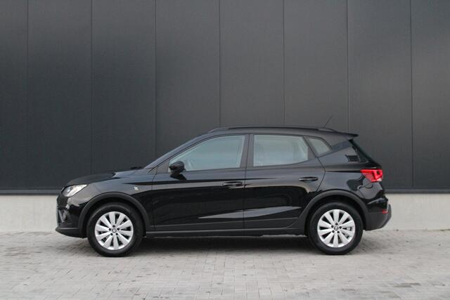 Seat Arona 1.0 TSI Style 95pk - Airco - Cruise - Navigatie - Carplay - Draadloos laden - All Season - Rijklaar