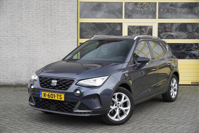 Seat Arona 1.0 TSI FR Business Intense BJ2022 Lmv 17" | Led V+A | Pdc | Navi | Achteruitrijcamera | App-Connect | Virtual cockpit | Dashboard verlichting | Sportstoelen | Verwarmde voorstoelen | Zwarte hemel | Extra getint glas
