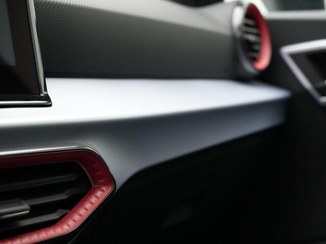 Seat Arona 1.0 TSI 110 pk DSG FR Business Intense | Trekhaak | Leder/alcantara | Achteruitrijcamera | Stoelverwarming | Adaptive Cruise