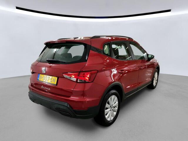 Seat Arona 1.0 TSI 95pk Style / App. connect / Climate controle / Parkeersensoren achterzijde / LM Velgen