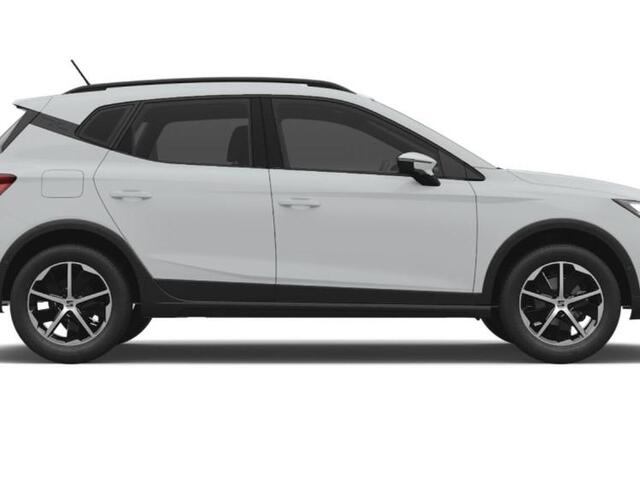 Seat Arona Style 1.0 EcoTSI 70 kW / 95 PK SUV 5 versn. hand. | 'Design Machined' 16 inch | Safe & Driving Pack M | Privatelease 399,- Per maand!